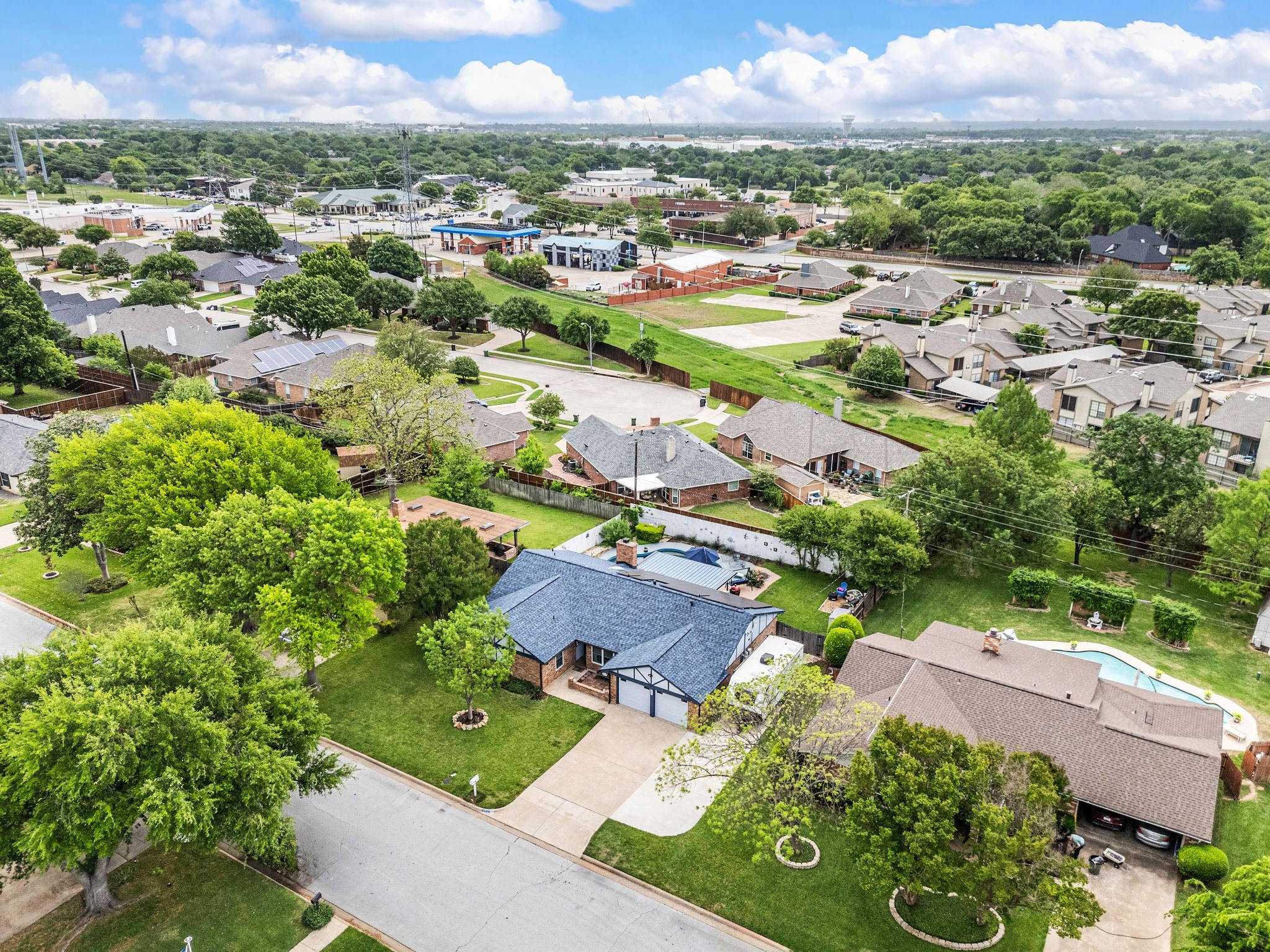 333 Mountainview Drive Hurst TX 76054