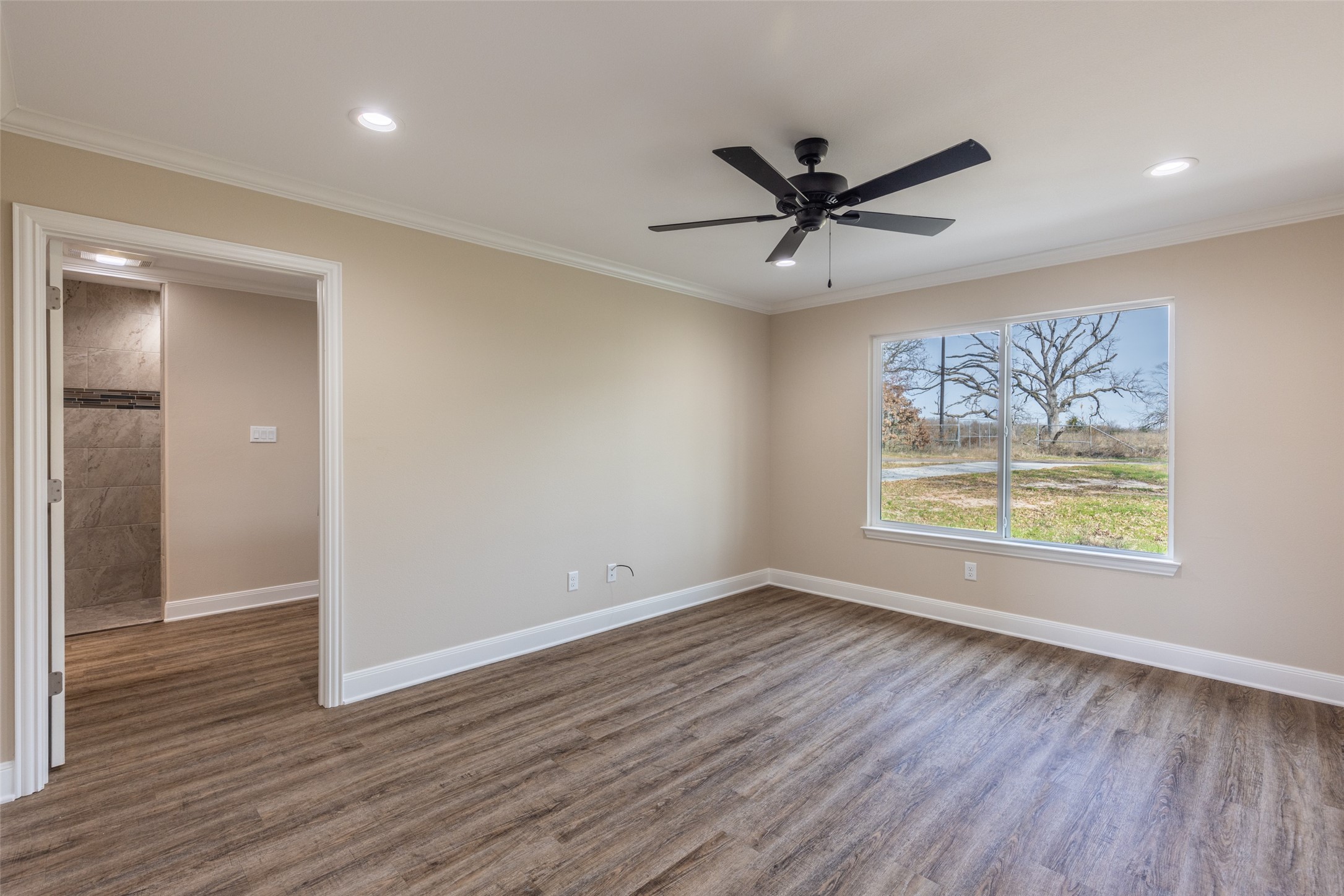 343 Private Road 7327 Emory TX 75440
