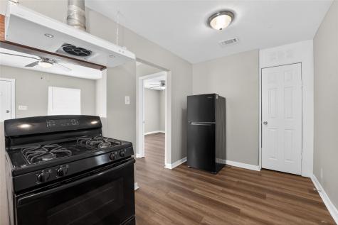 8914 Cardella Avenue Dallas TX 75217