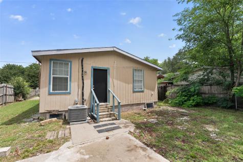 8914 Cardella Avenue Dallas TX 75217