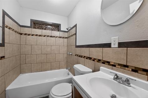 8914 Cardella Avenue Dallas TX 75217