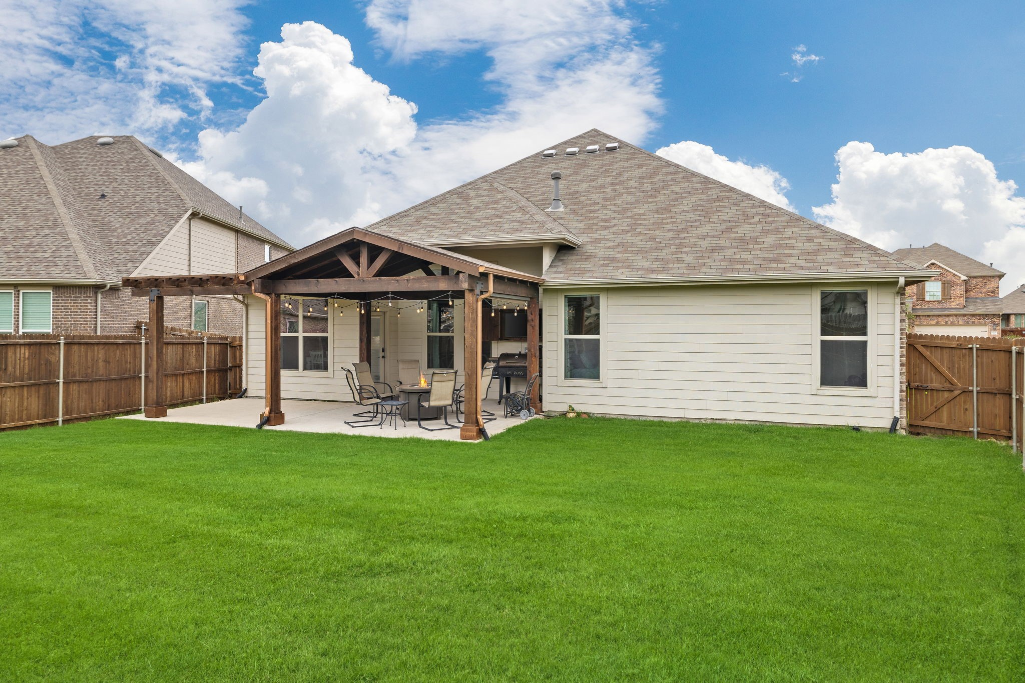 1020 Crest Breeze Drive Fort Worth TX 76052
