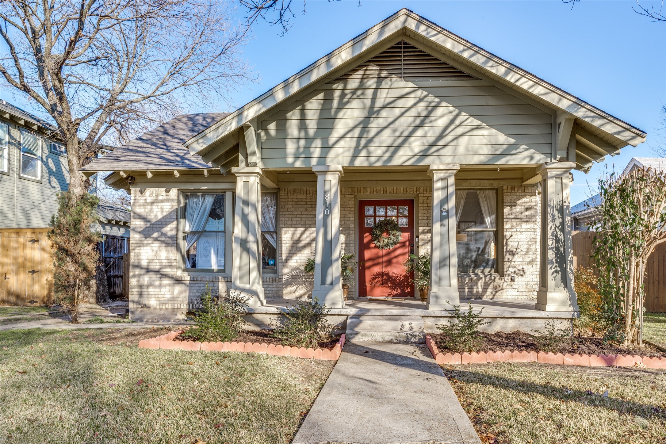810 N Windomere Avenue Dallas TX 75208