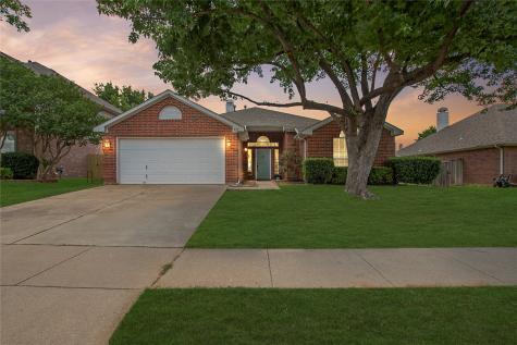 315 Fairhaven Court Arlington TX 76018