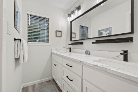 207 Wales Drive Pottsboro TX 75076