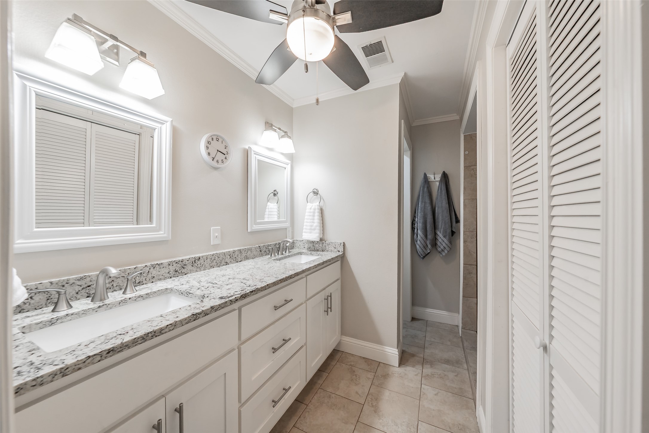 2517 Country Place Carrollton TX 75006