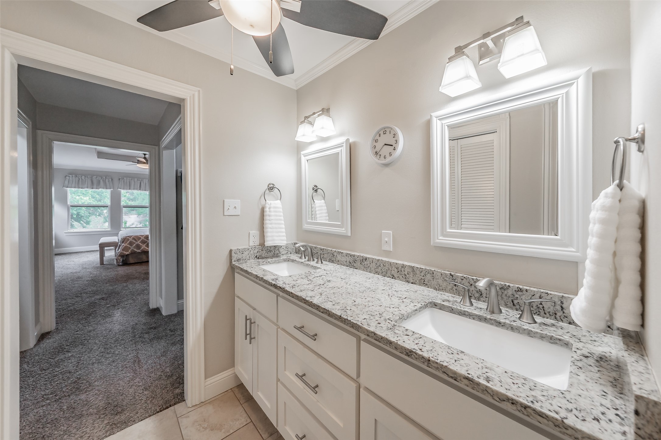 2517 Country Place Carrollton TX 75006