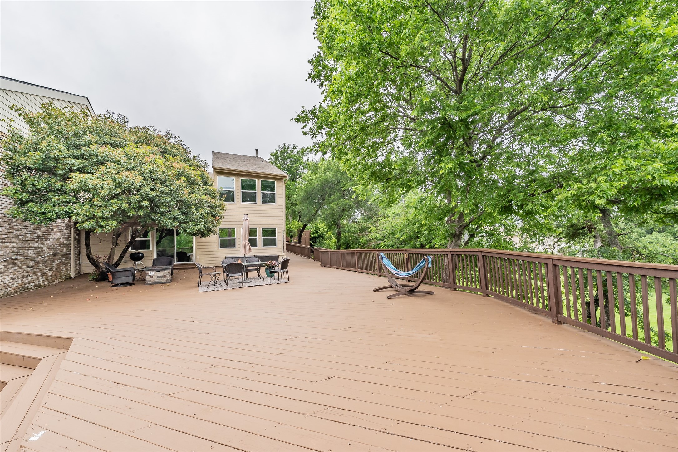 2517 Country Place Carrollton TX 75006