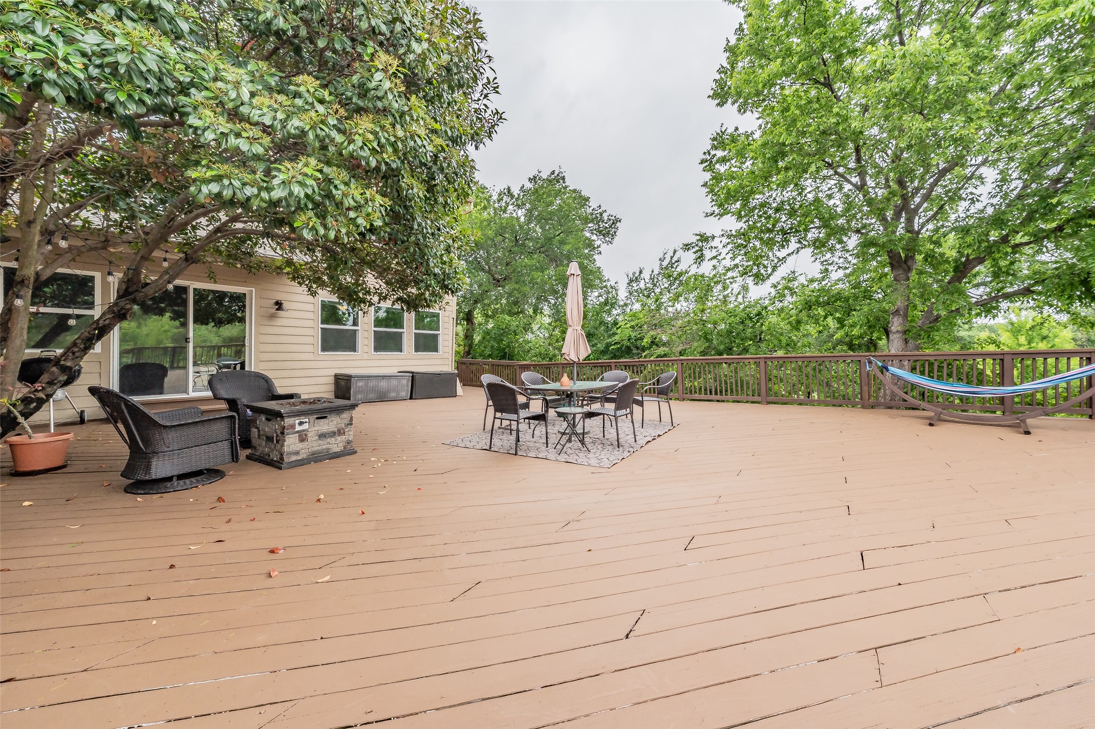 2517 Country Place Carrollton TX 75006