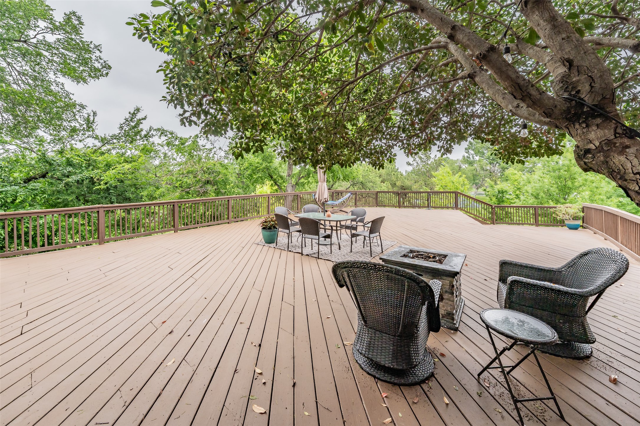 2517 Country Place Carrollton TX 75006