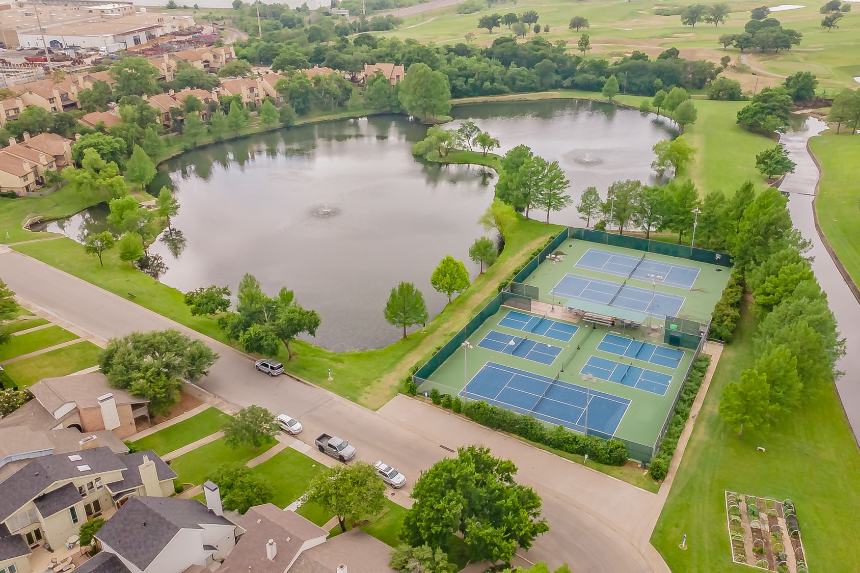 2517 Country Place Carrollton TX 75006