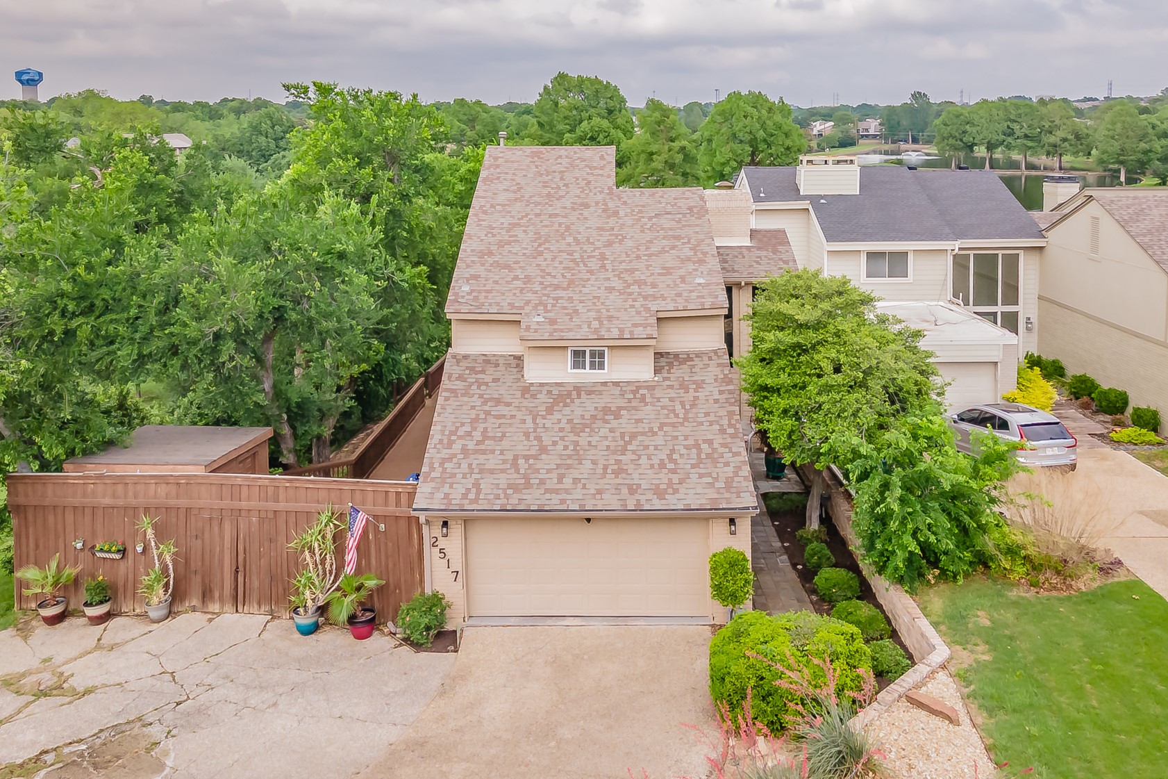 2517 Country Place Carrollton TX 75006