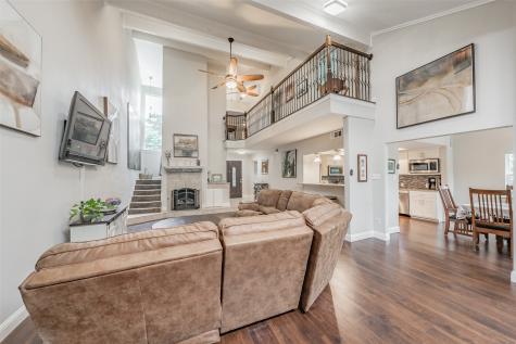 2517 Country Place Carrollton TX 75006