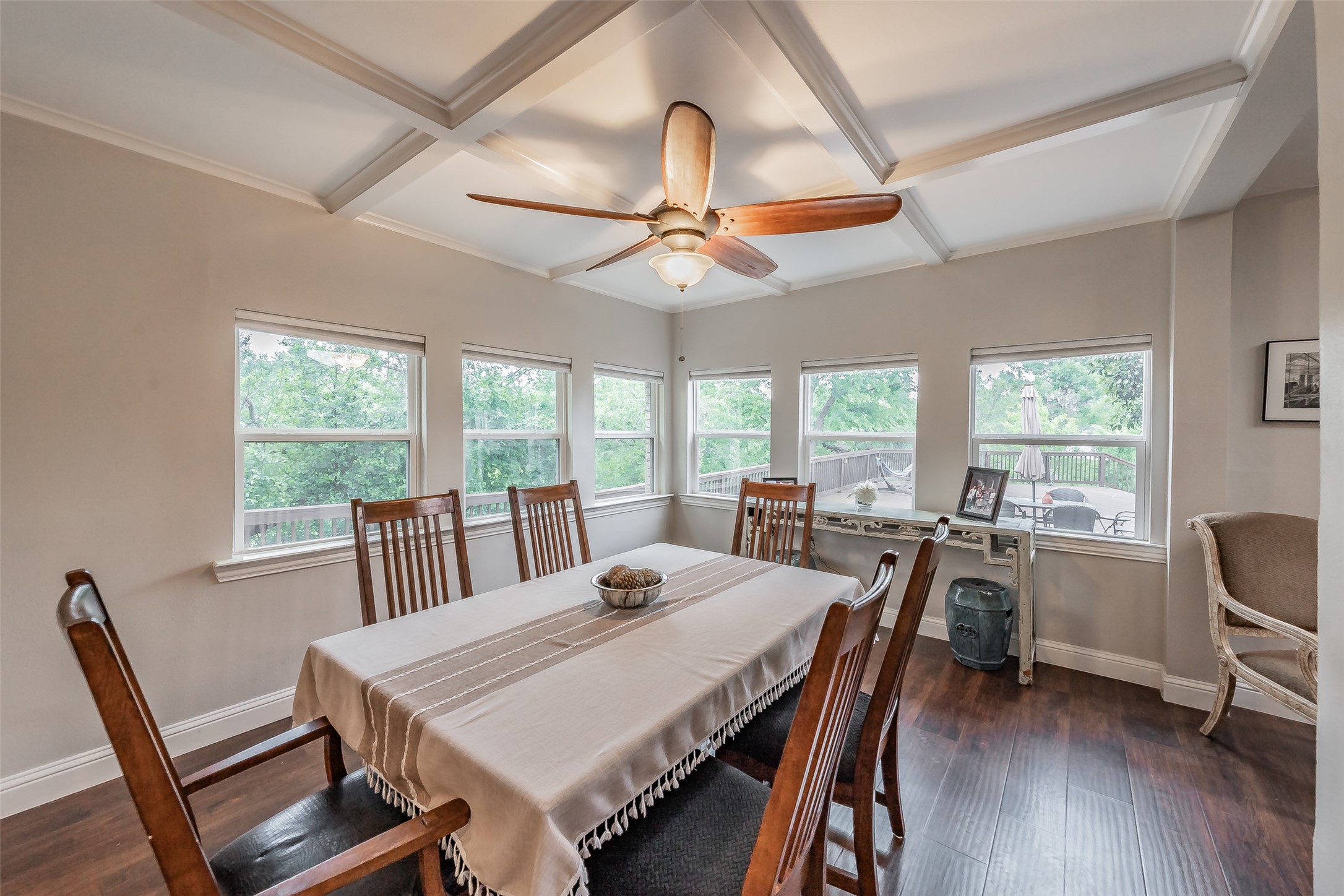 2517 Country Place Carrollton TX 75006