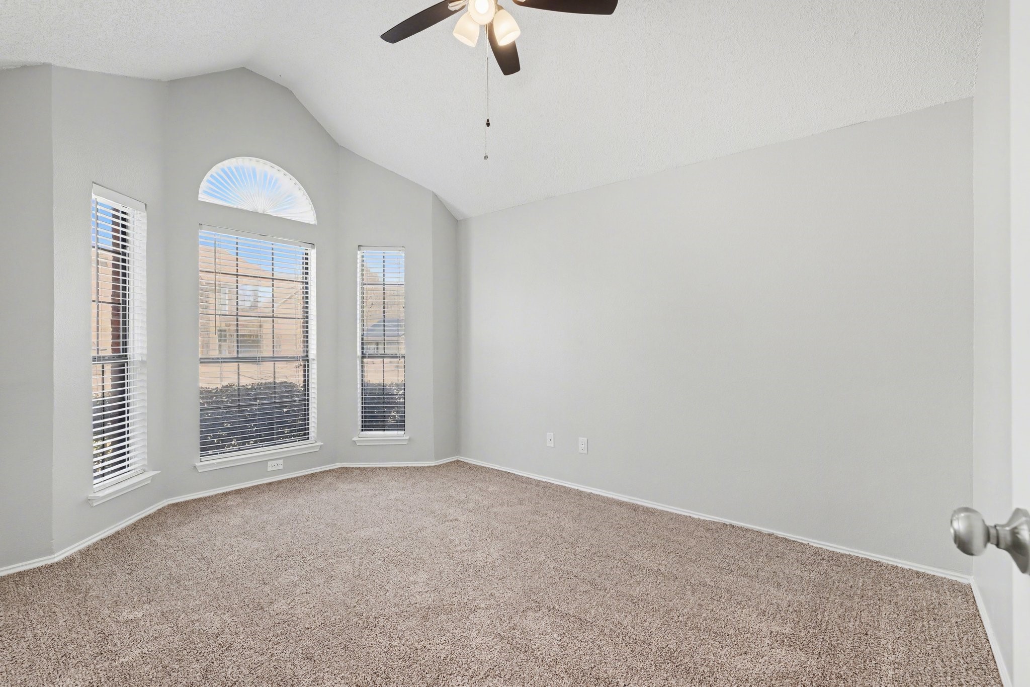 6804 Greenleaf Drive North Richland Hills TX 76182