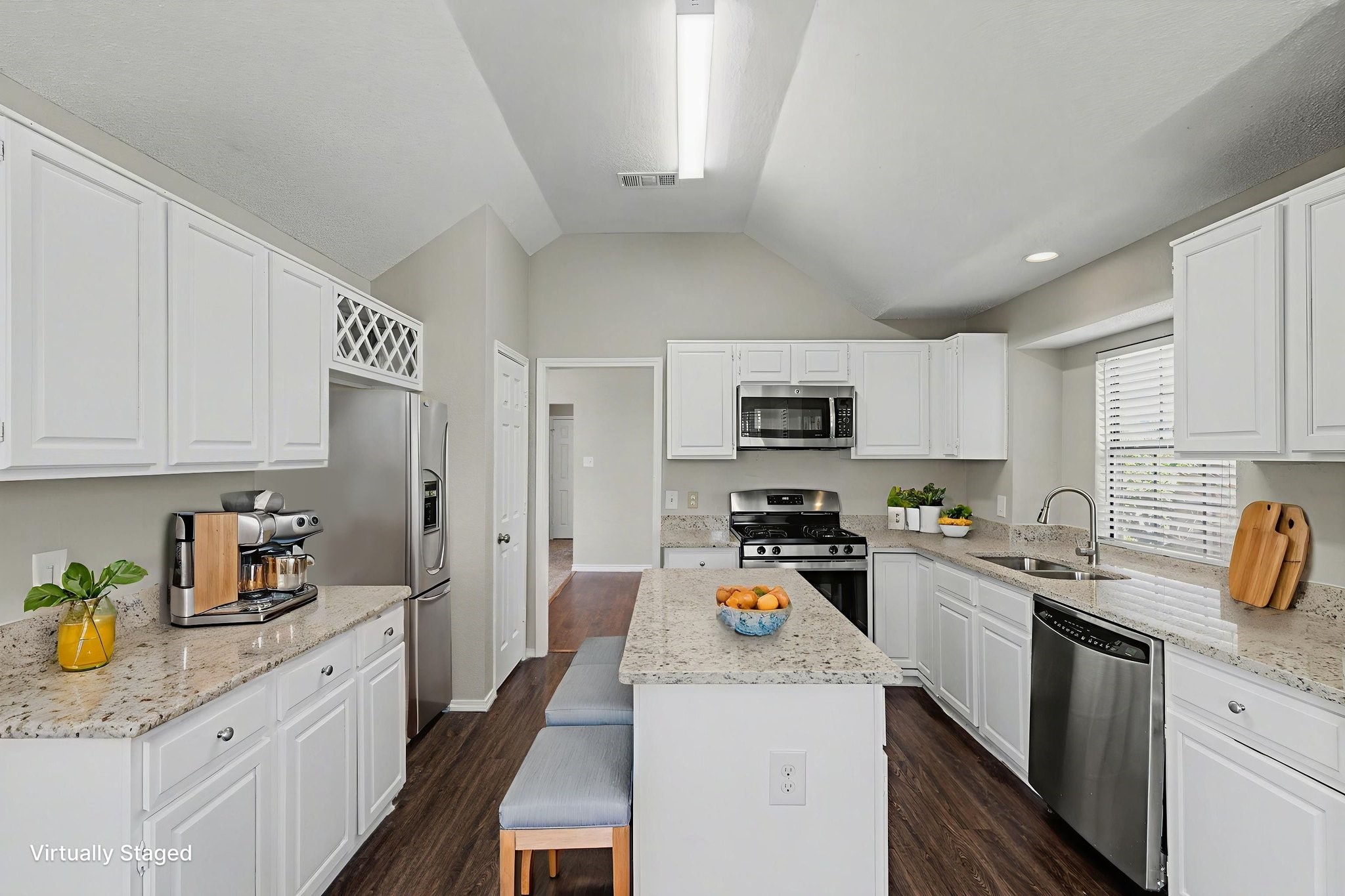 6804 Greenleaf Drive North Richland Hills TX 76182