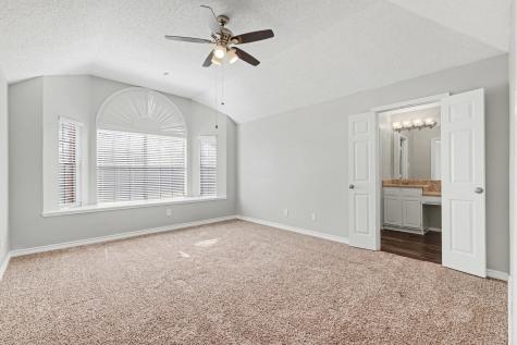 6804 Greenleaf Drive North Richland Hills TX 76182