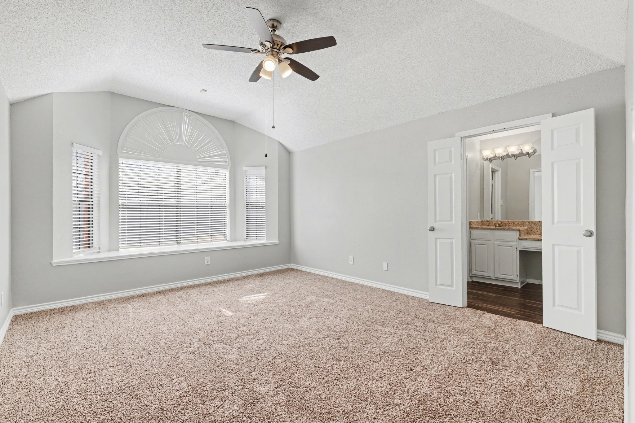 6804 Greenleaf Drive North Richland Hills TX 76182