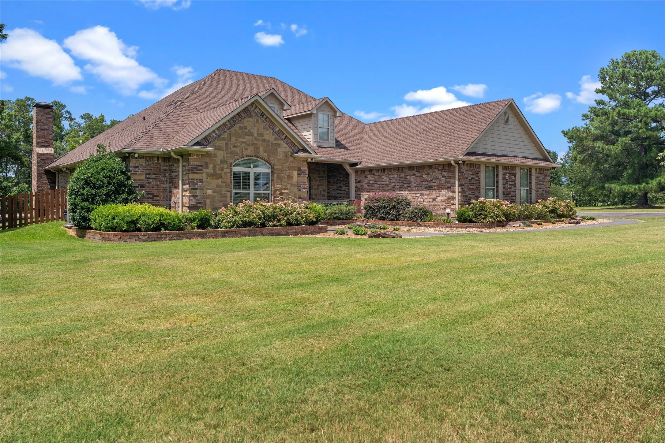 23220 Bridle View Drive Lindale TX 75771
