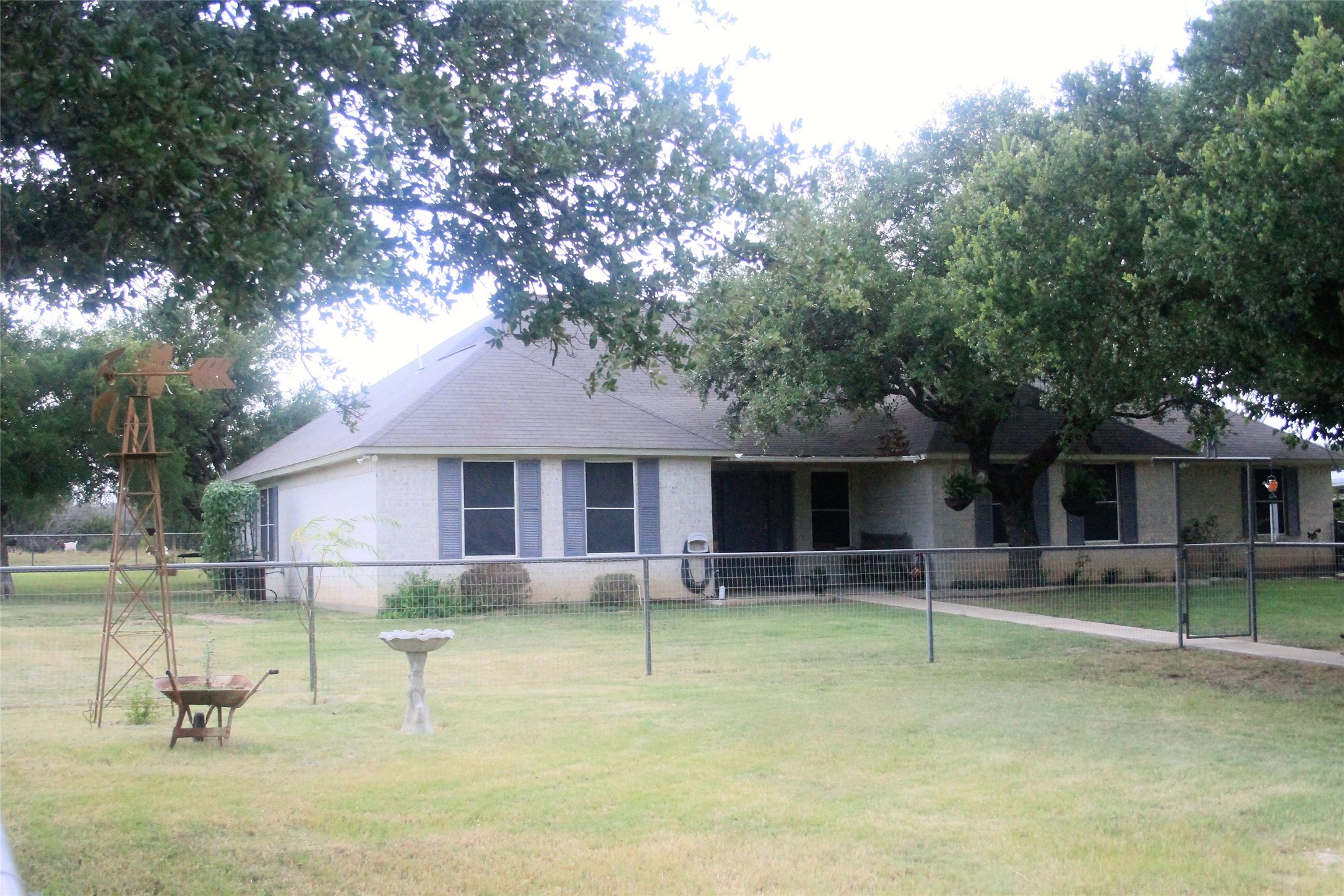 606 S. Lafayette Street San Saba TX 76877