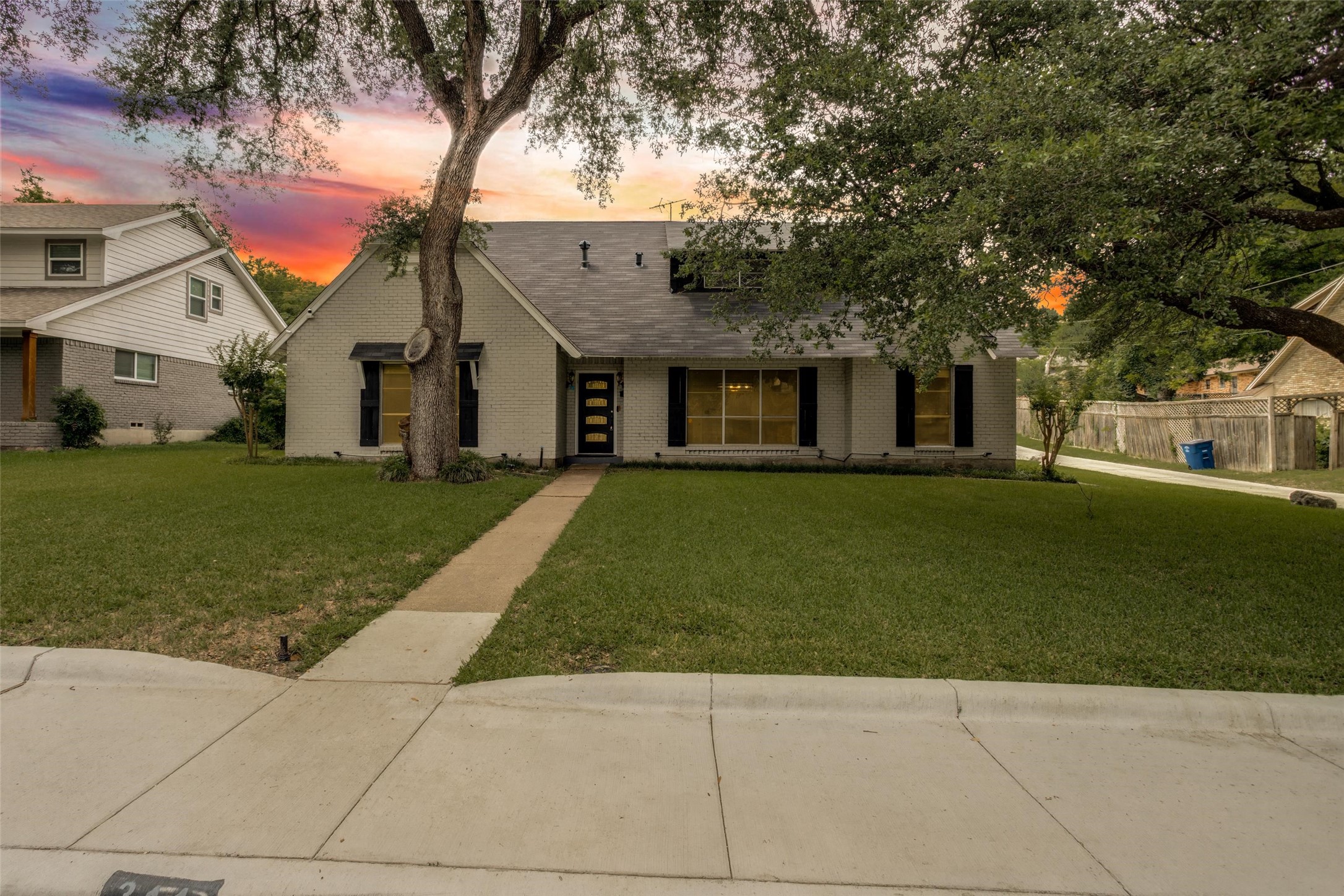 311 Glen Oaks Boulevard Dallas TX 75232