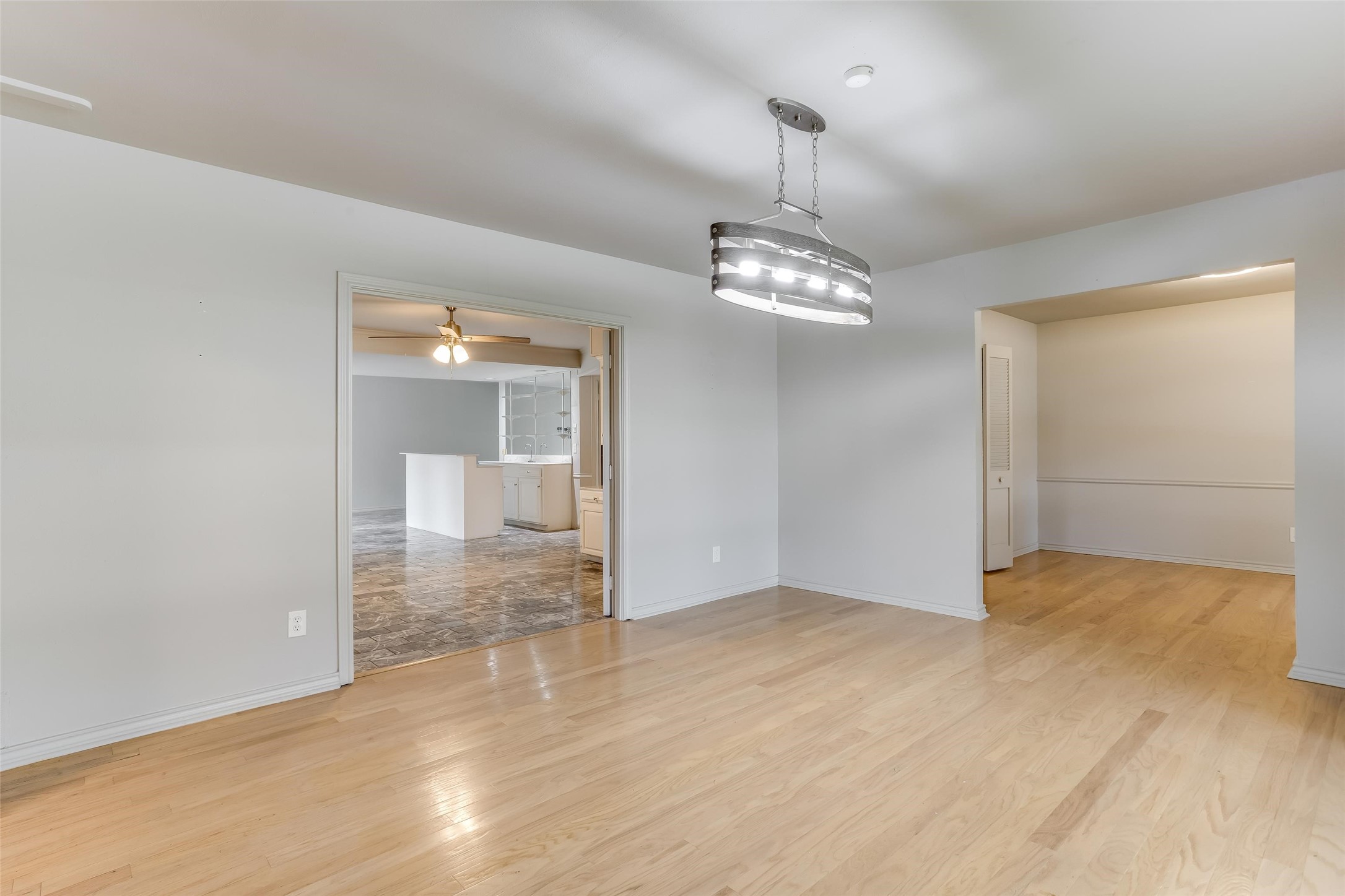 311 Glen Oaks Boulevard Dallas TX 75232