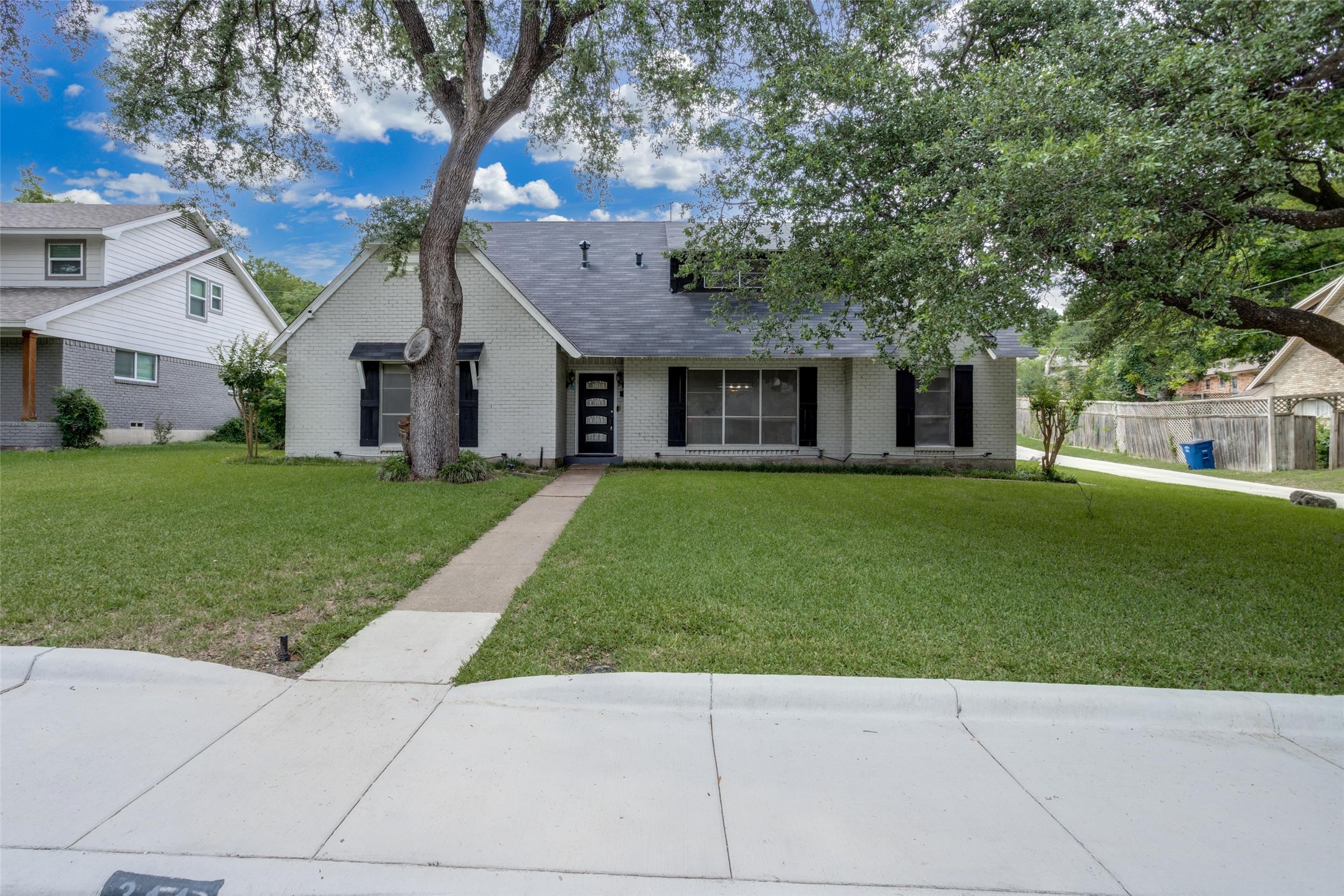 311 Glen Oaks Boulevard Dallas TX 75232
