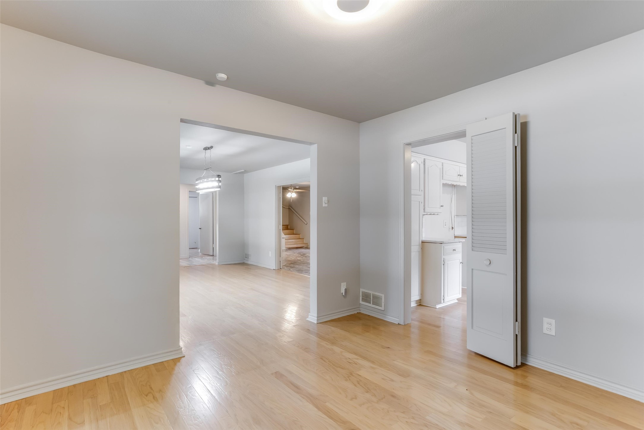 311 Glen Oaks Boulevard Dallas TX 75232