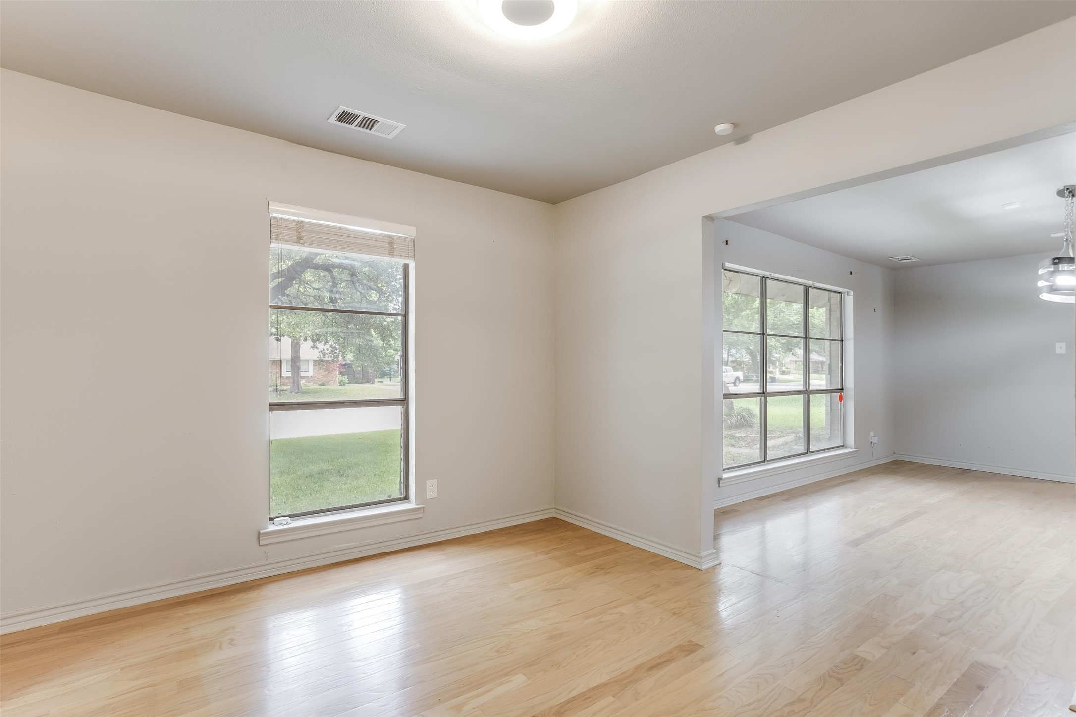 311 Glen Oaks Boulevard Dallas TX 75232
