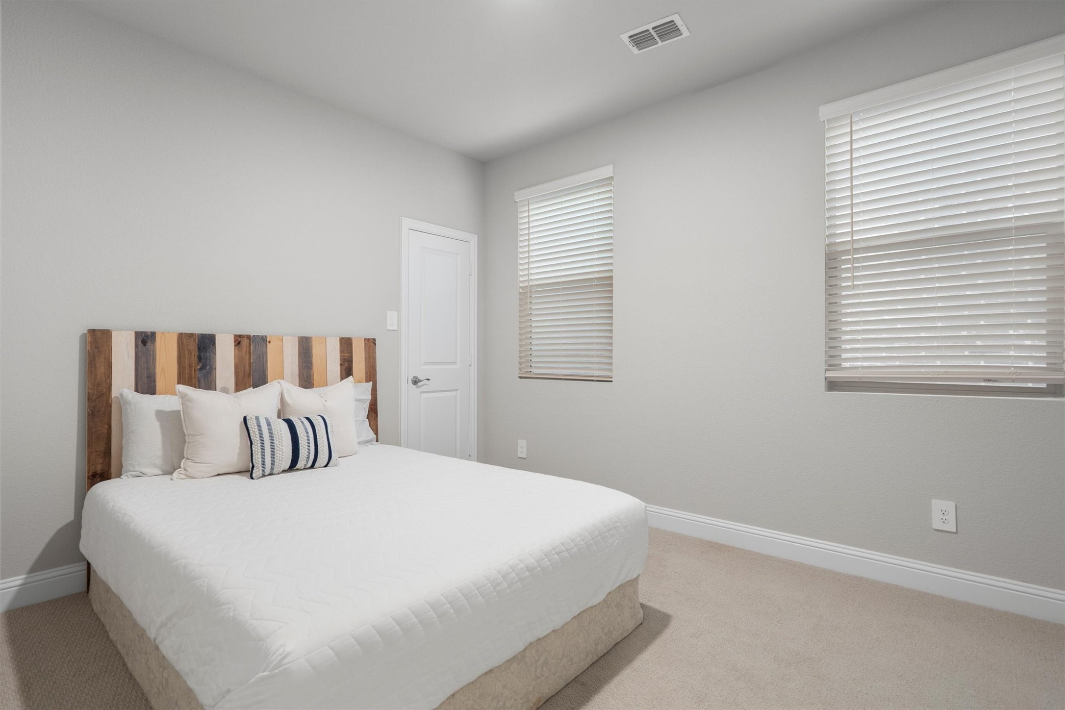 2613 Kings Canyon Mews Corinth TX 76210