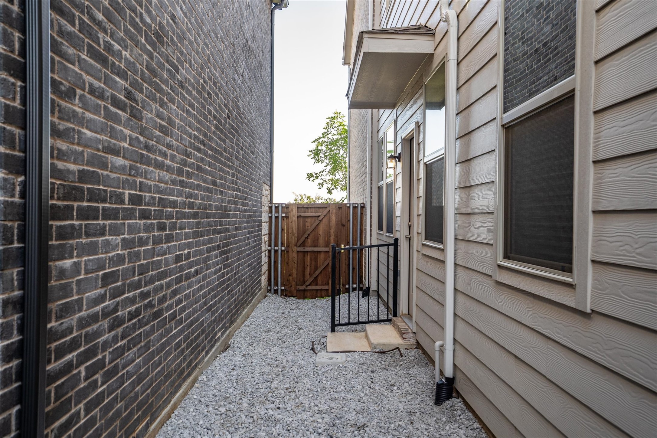 2613 Kings Canyon Mews Corinth TX 76210