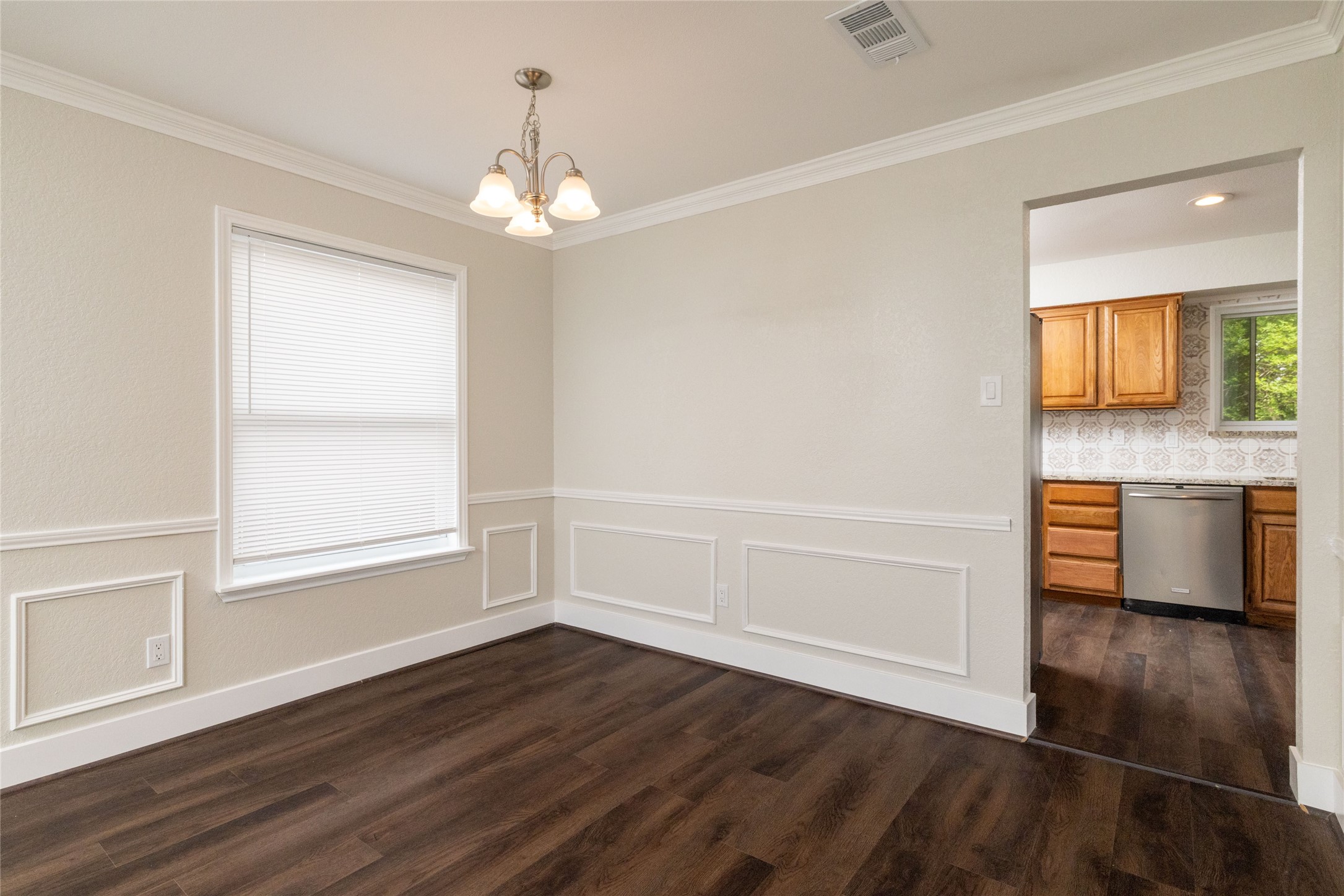 641 Lemon Drive Arlington TX 76018