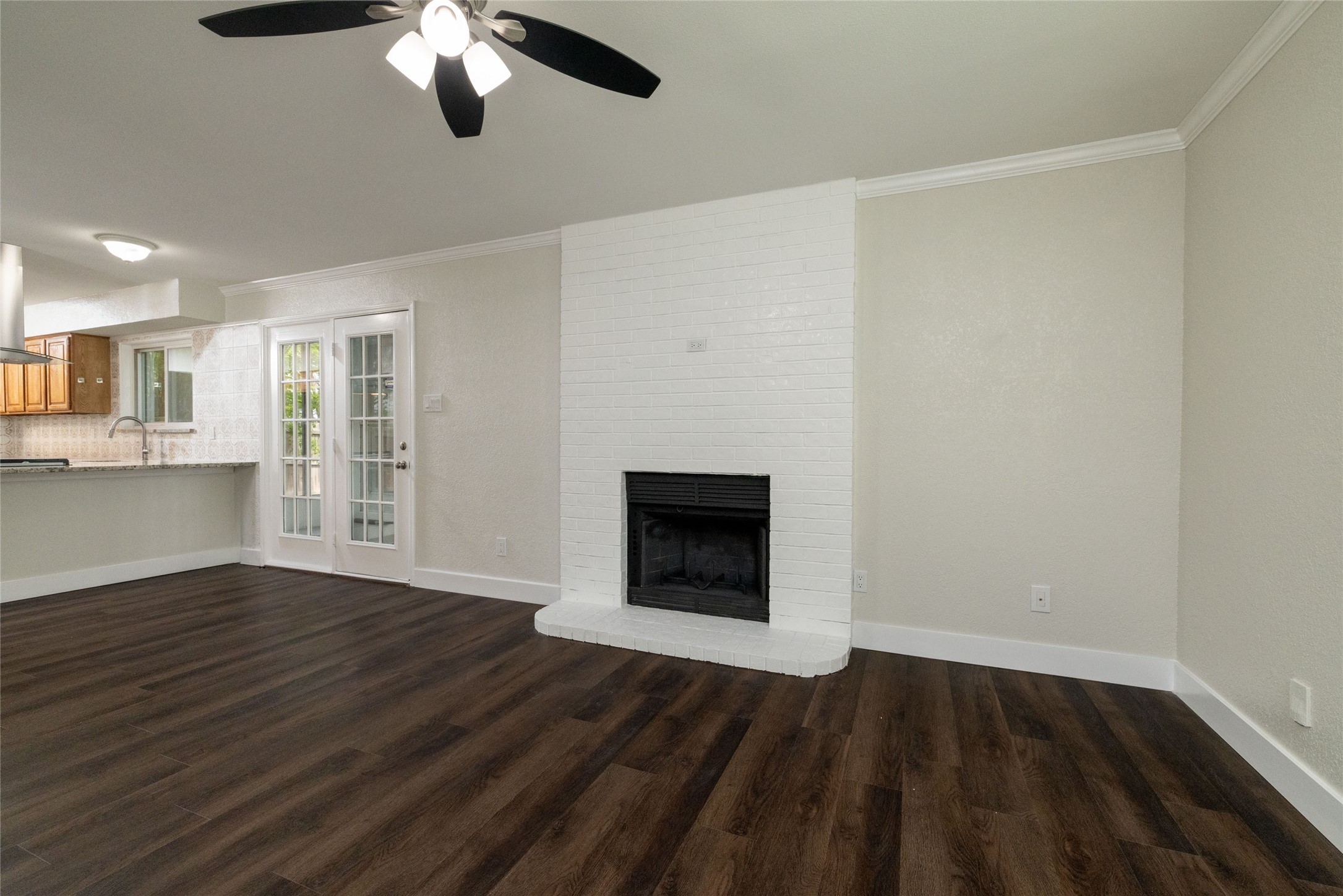 641 Lemon Drive Arlington TX 76018