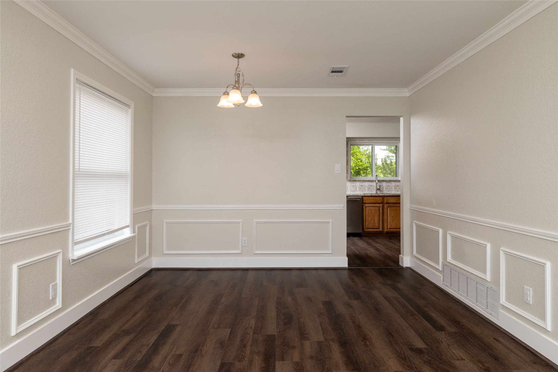 641 Lemon Drive Arlington TX 76018