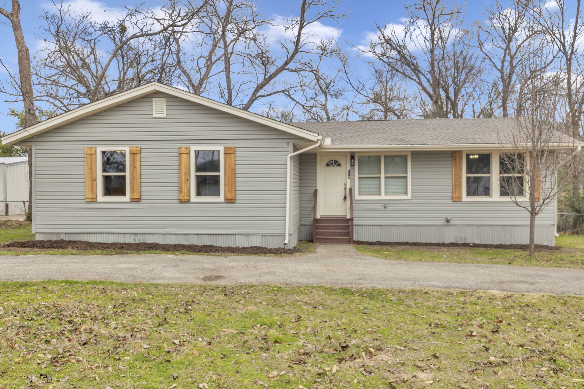 519 N College Street Lindale TX 75771