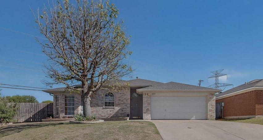 10604 Cobblestone Drive Benbrook TX 76126