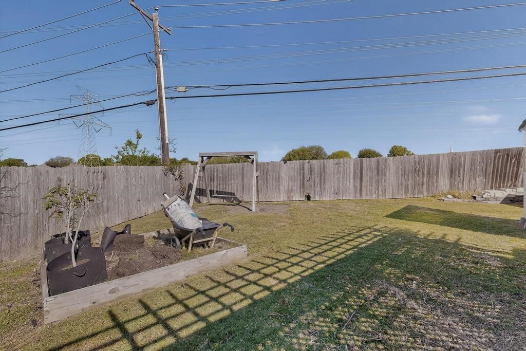 10604 Cobblestone Drive Benbrook TX 76126