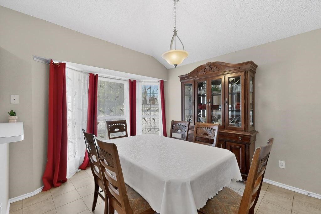 10604 Cobblestone Drive Benbrook TX 76126