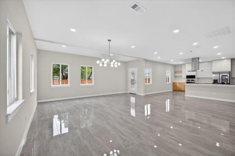 105 Rolston Road Irving TX 75060