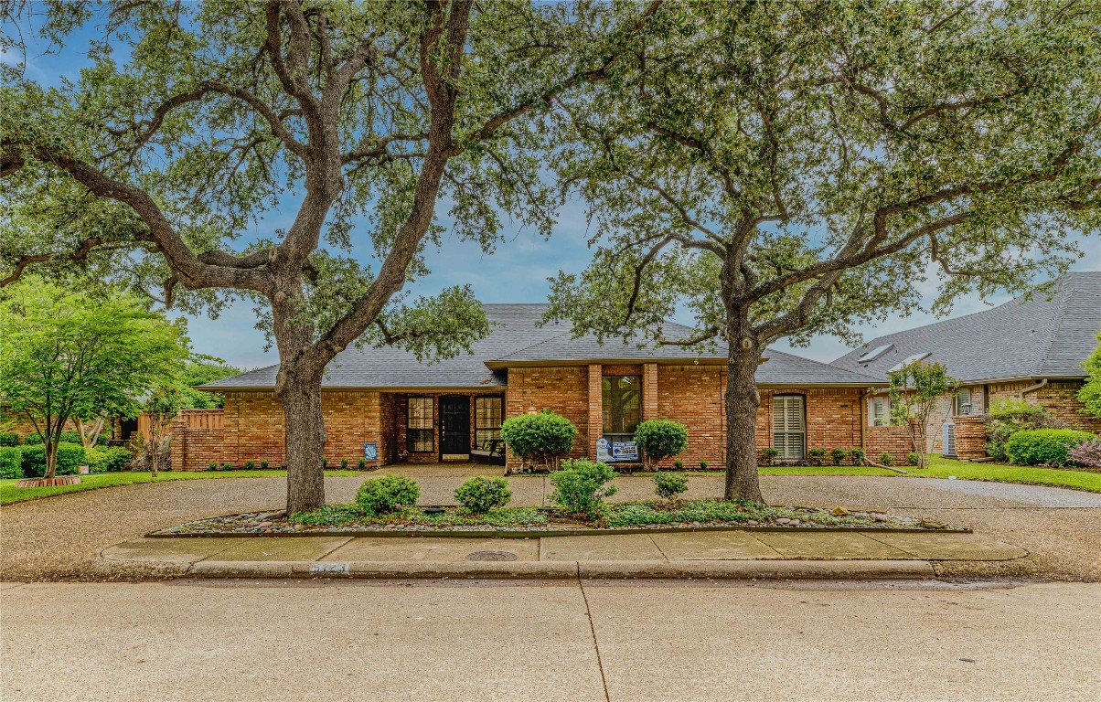 5723 Twin Brooks Drive Dallas TX 75252