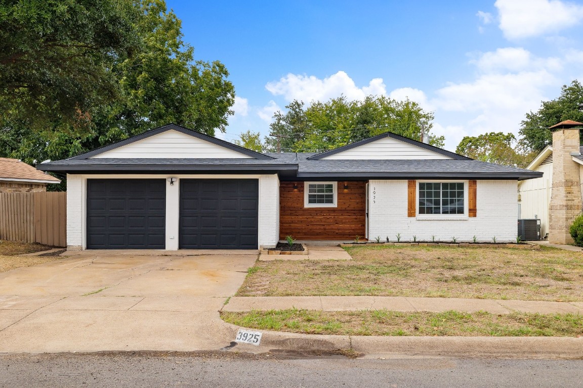 3925 Savannah Drive Garland TX 75041