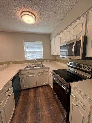 1010 Waverly Drive Arlington TX 76015