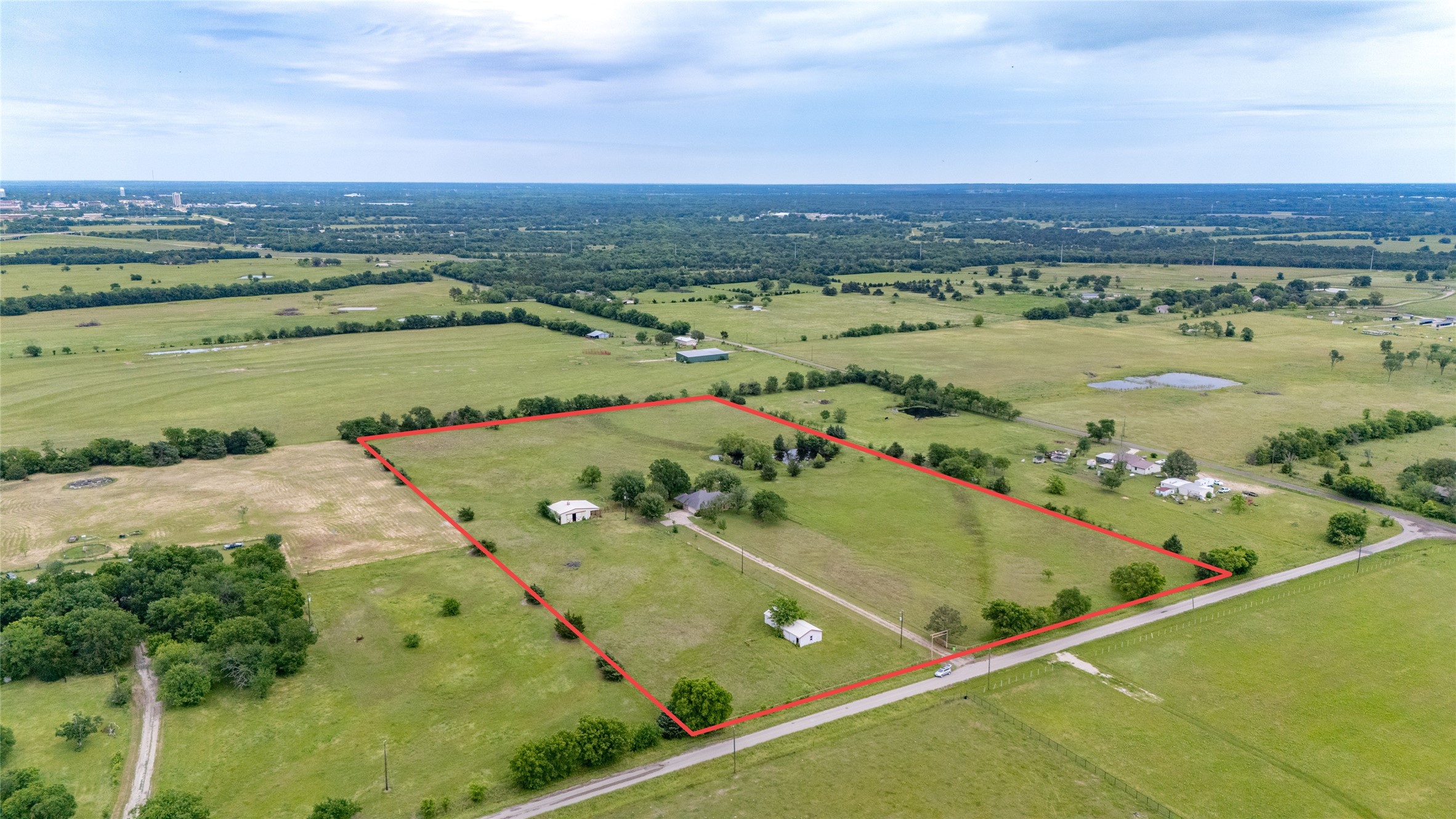3677 County Road 4424 Commerce TX 75428