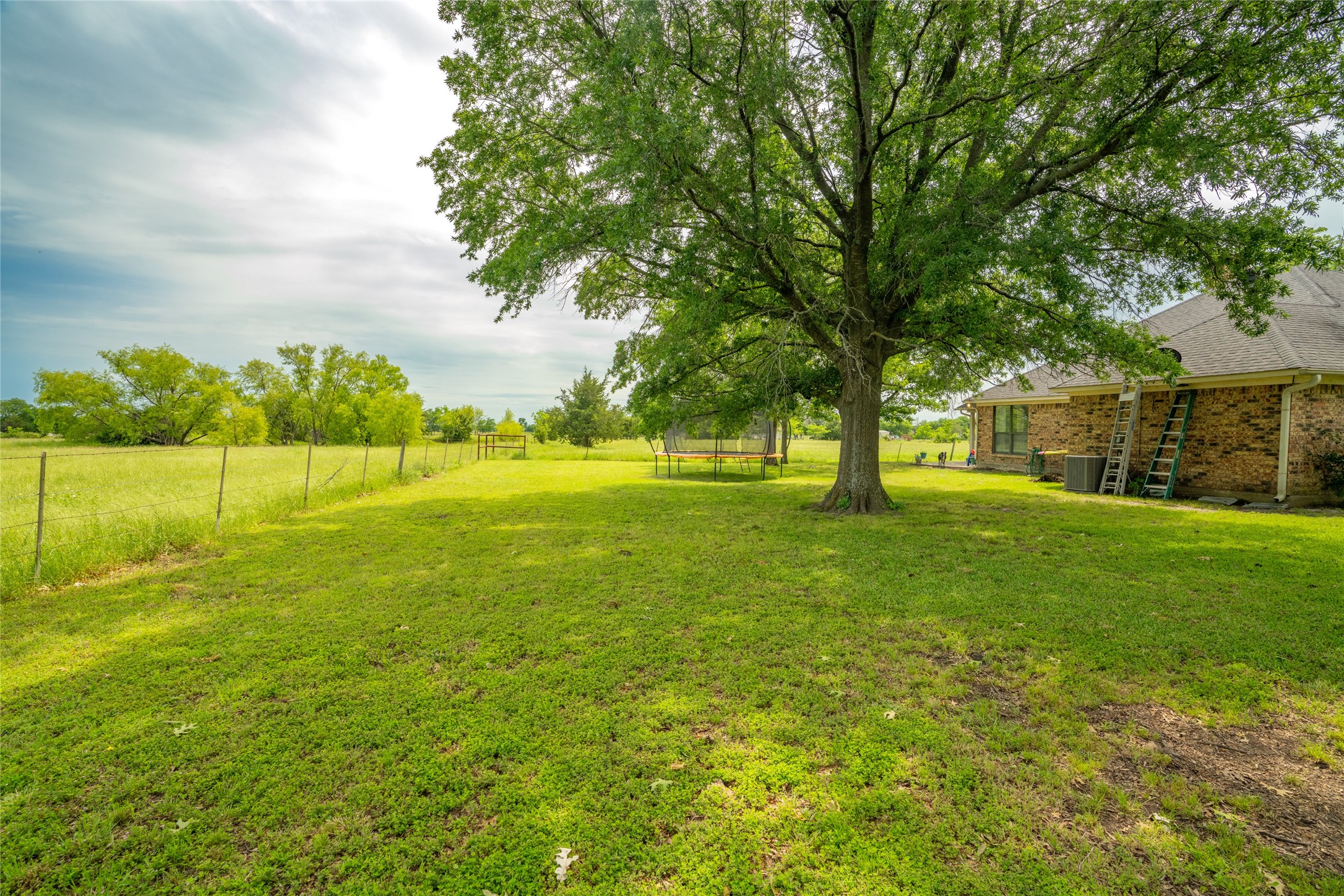 3677 County Road 4424 Commerce TX 75428