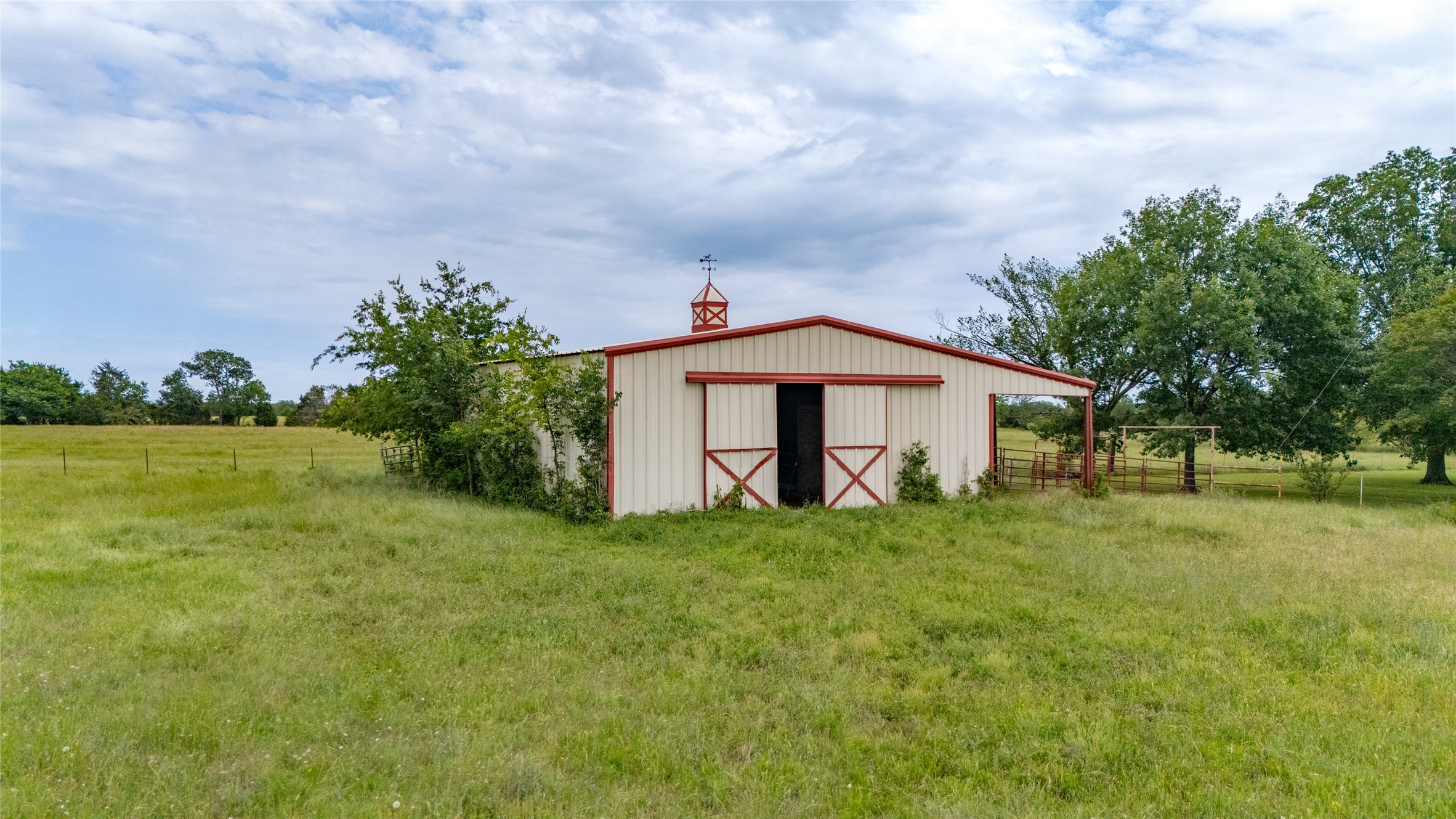 3677 County Road 4424 Commerce TX 75428