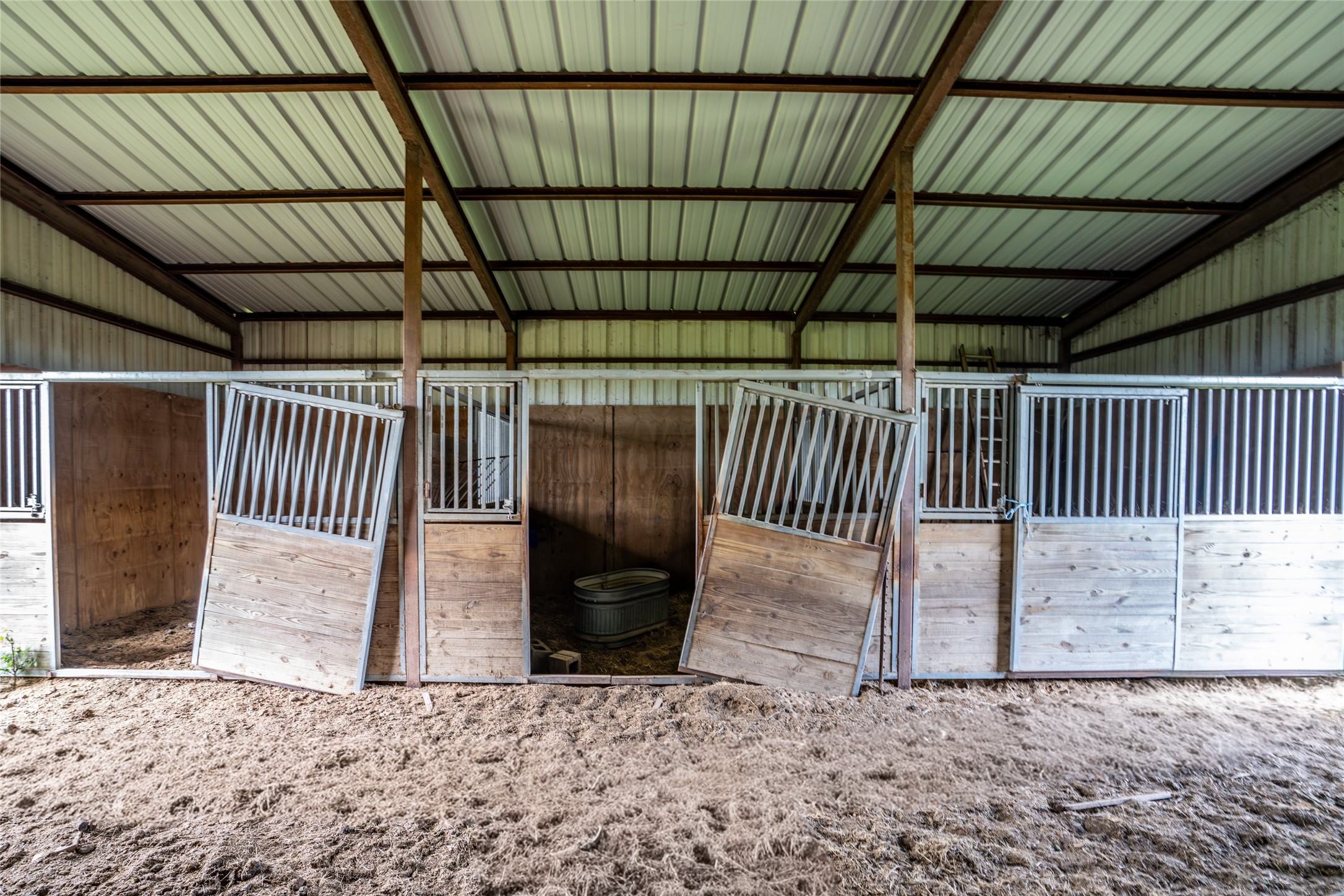 3677 County Road 4424 Commerce TX 75428