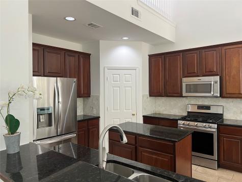 6621 Autumn Trail The Colony TX 75056