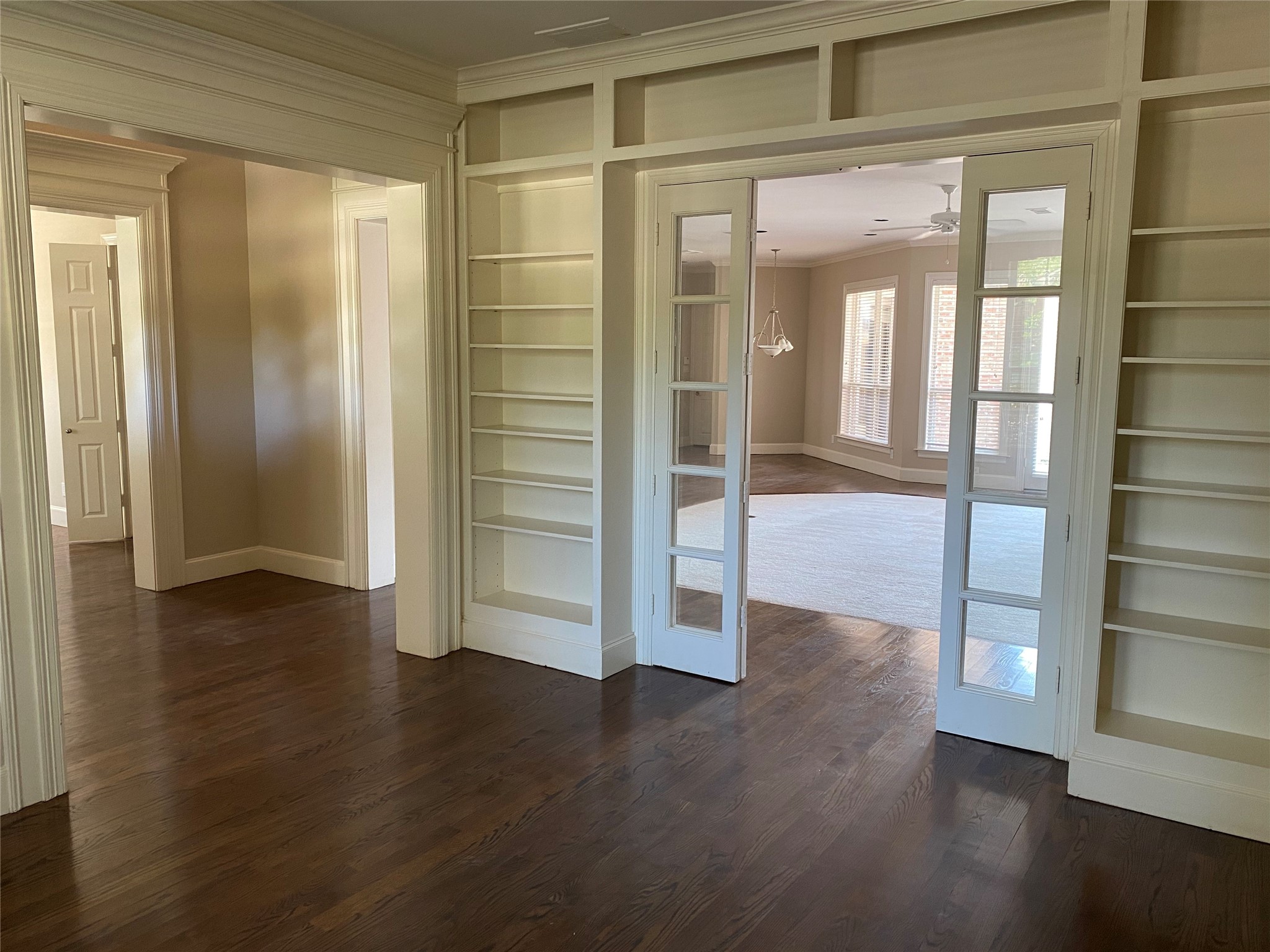 2605 Tulip Drive Richardson TX 75082