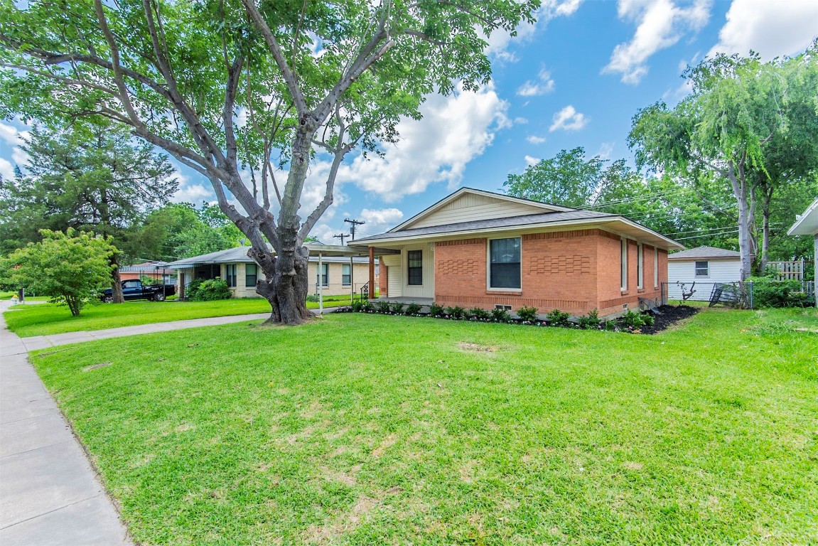 1505 Ridgeview Street Mesquite TX 75149