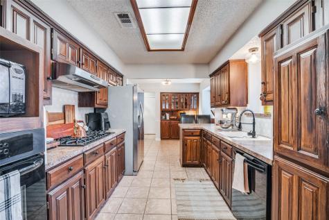 708 Stoneybrook Drive Wylie TX 75098